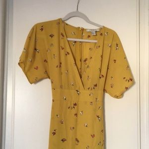 Fun yellow floral max